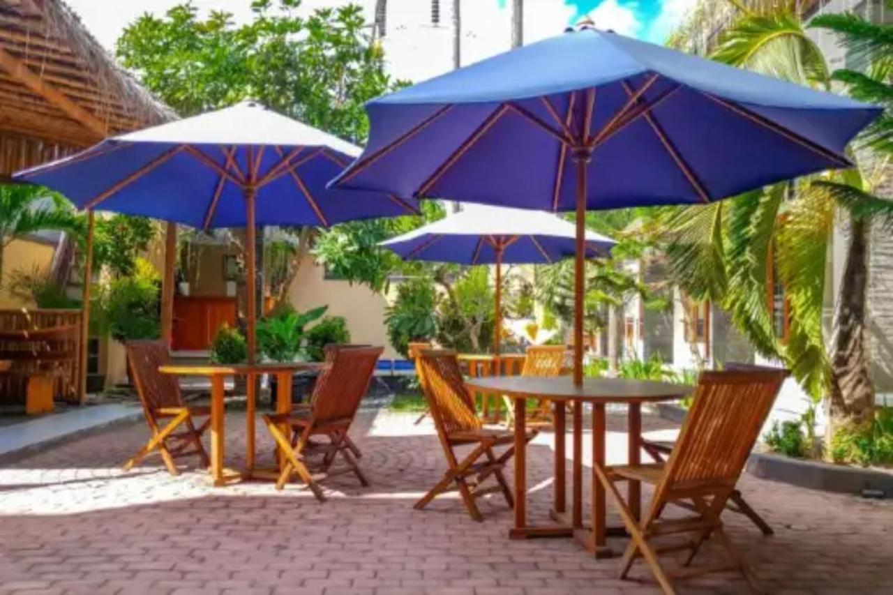 Oyo Flagship 91237 Ratu Guest House Kedunganan Bagian luar foto