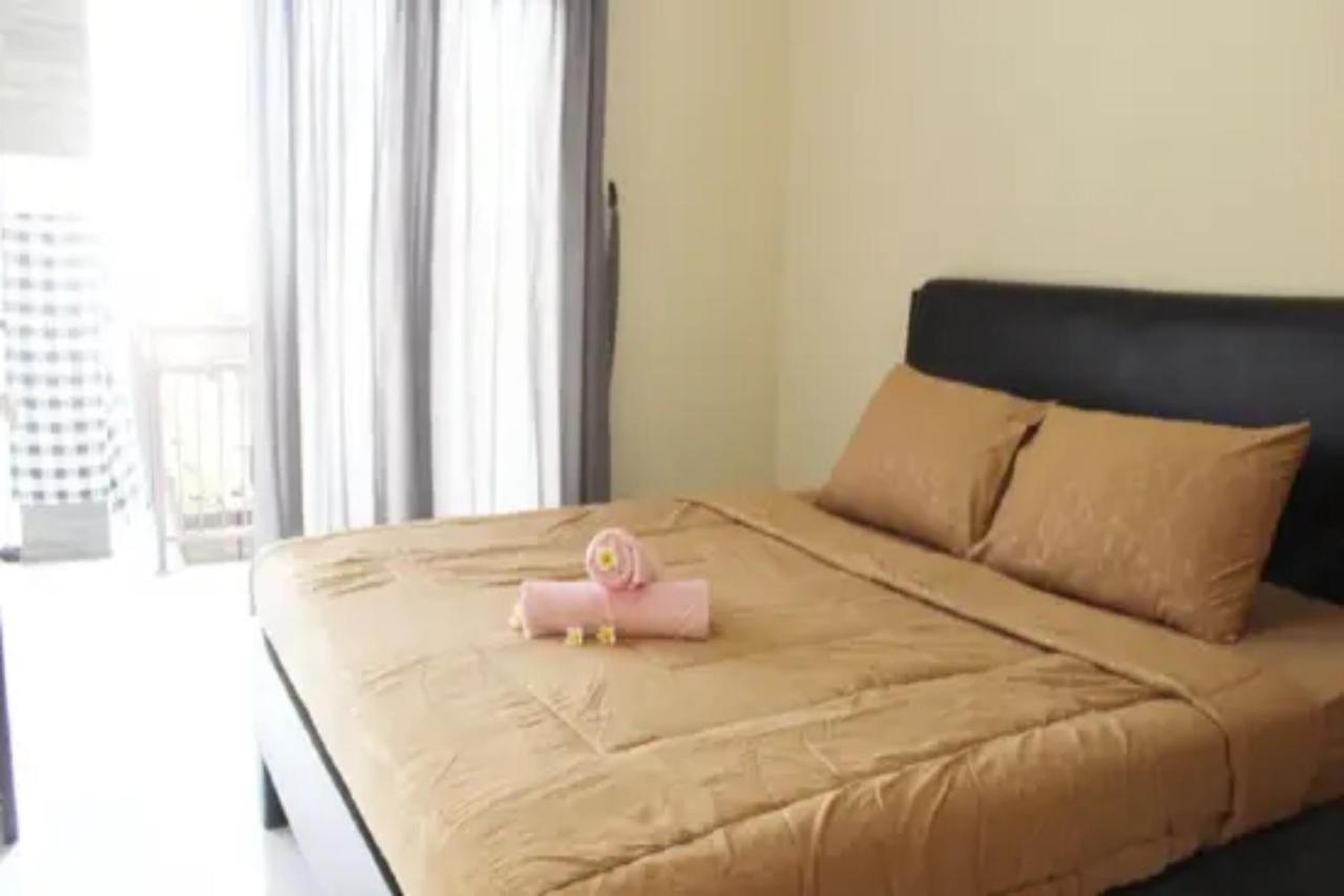 Oyo Flagship 91237 Ratu Guest House Kedunganan Bagian luar foto